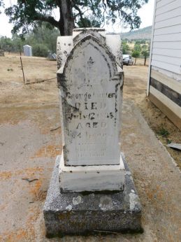 [Picture of George Carter grave]